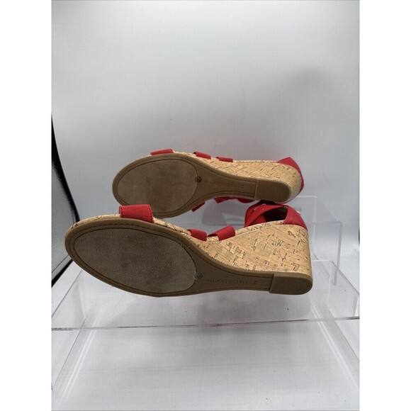 Liz Claiborne Rockelle Red Stretch Wedge Sandals 9M Comfy Chic Back Zip - Picture 8 of 9